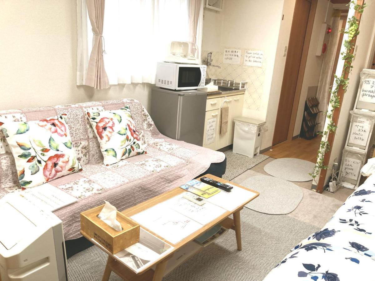 The Familiar Inn ー 旅館ホテル業 Osaka Bagian luar foto